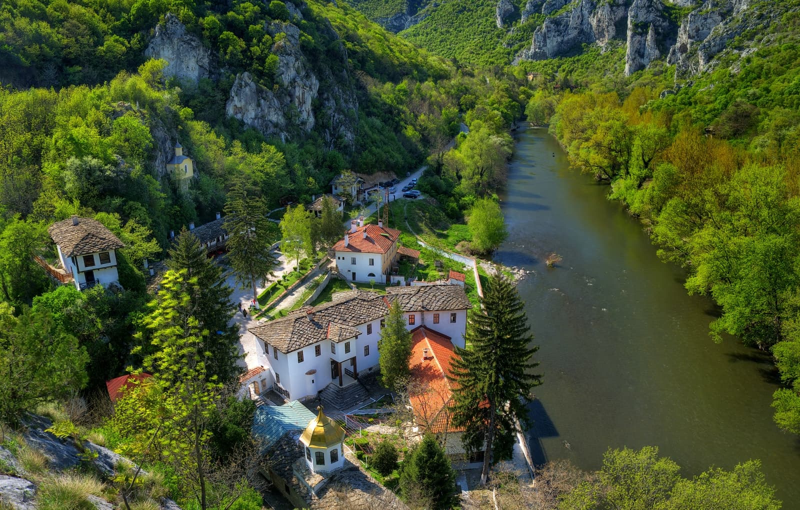 Черепишки манастир Успение Богородично 